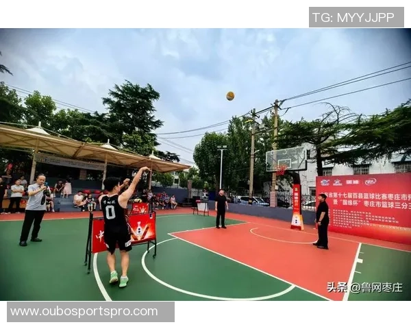 翟若云强调篮球团队精神的重要性团结协作是赢得比赛的核心要素 翟若云强调篮球团队精神的重要性团结协作是赢得比赛的核心要素