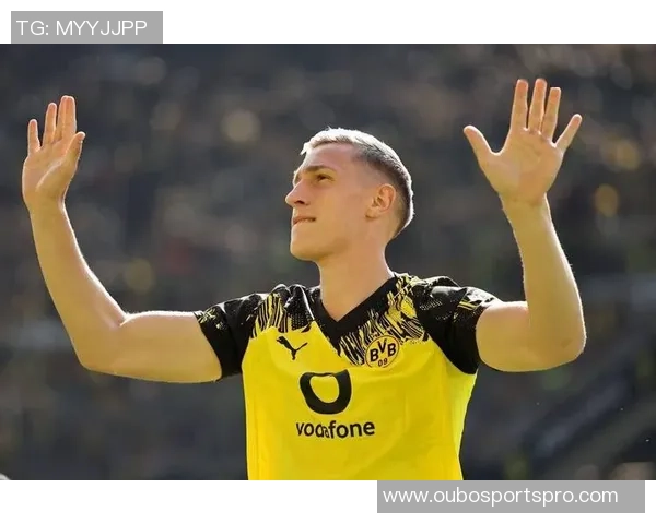 多特蒙德全力以赴留住施洛特贝克目前尚未收到其他球队报价 多特蒙德全力以赴留住施洛特贝克目前尚未收到其他球队报价